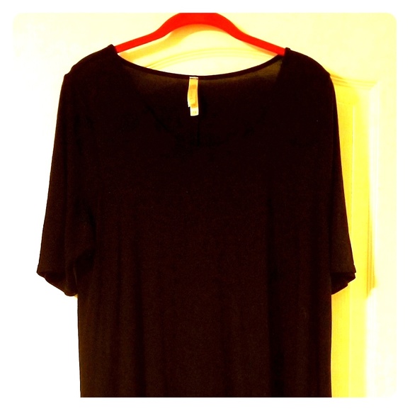 Jesse & J Dresses & Skirts - Nice casual black dress for summer!